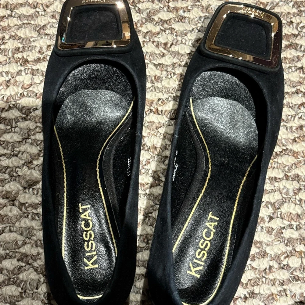 Vintage Kisscat Black Flats with Gold Buckle - Picture 7 of 11